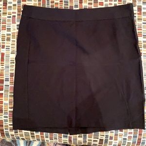 Investments II Black suit skirt 18w stretch